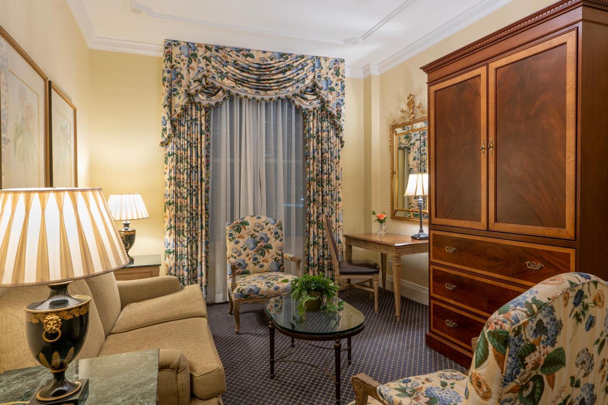 Suite with River View,1553957317:JPEG